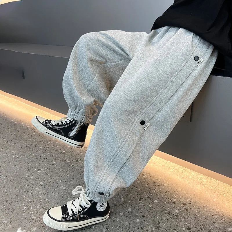 Fashion New Kids Solid Color Sweatpants Boys Casual Joggers Trousers 110-170 Autumn Kids High Quality Cotton Loose Soft Pants